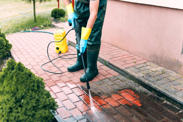 Best Commercial Pressure Washing  in Baker, MT